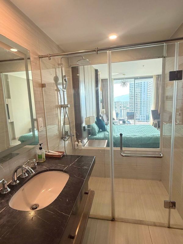 Panorama studio apartment with balcony