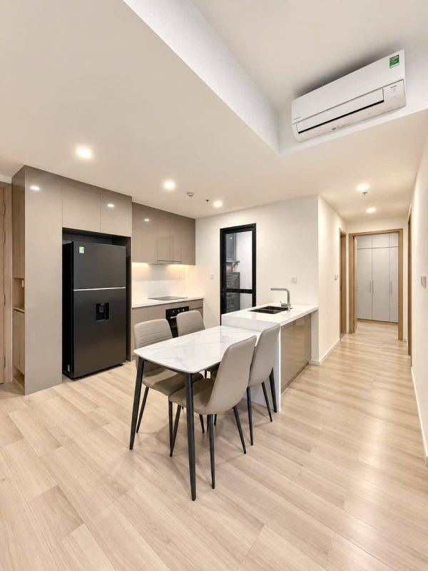 Spacious 2‑Room Apartment in Modern Complex