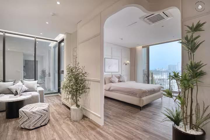 1 Bedroom Apartment with Lake View