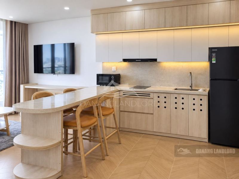 1 Bedroom River‑View Apartment in Bach Dang Complex