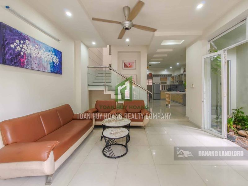3BR 2-Story House near Vincom Plaza, Da Nang