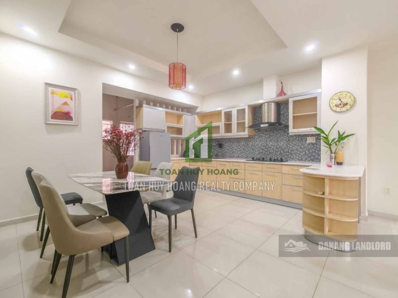 3BR 2-Story House near Vincom Plaza, Da Nang
