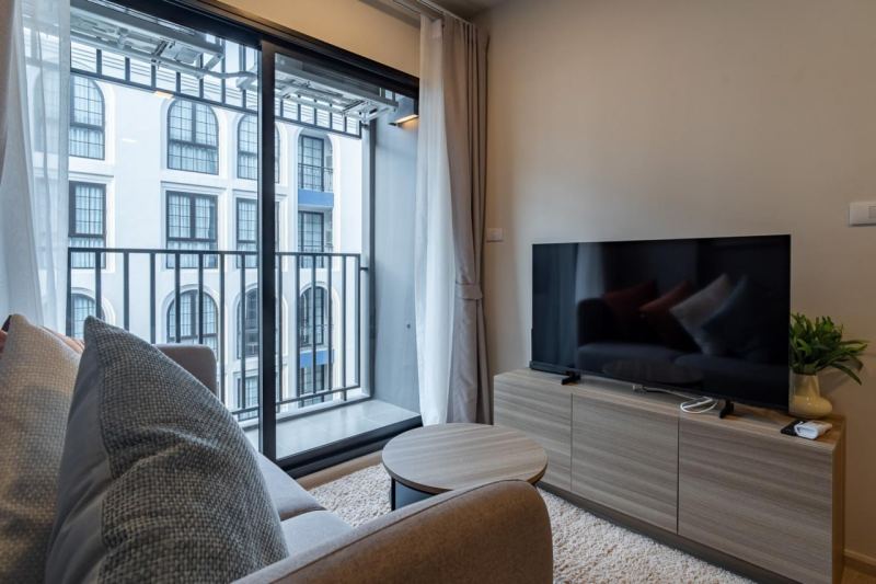 1 Bedroom Apartment with Balcony in The Base Cherngtalay