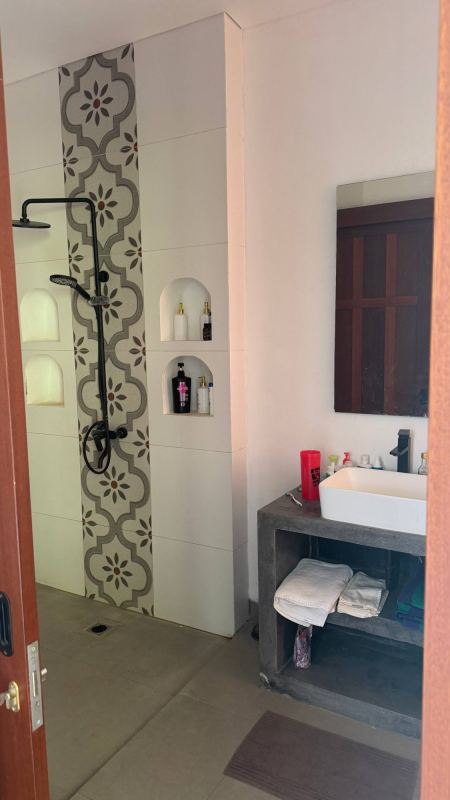 Room in a Large Villa in Tumbak Bayuh