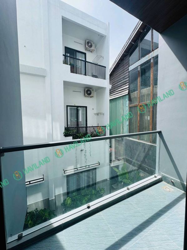 1-Bedroom Apartment with Pool on Dang Vu Hy Street