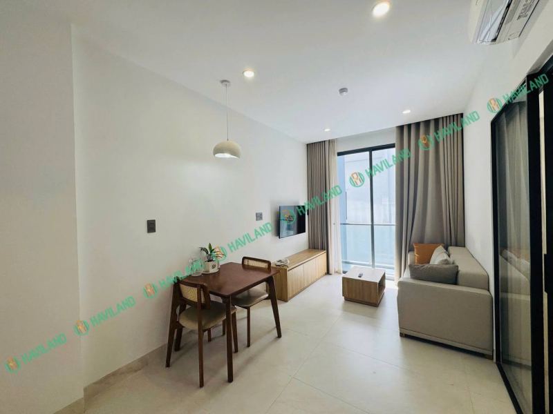 1-Bedroom Apartment with Pool on Dang Vu Hy Street