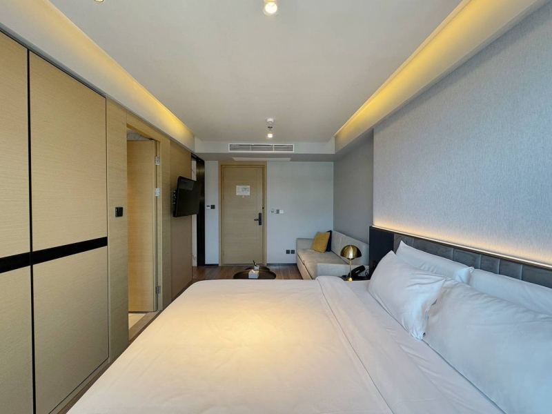 Studio Apartment on the 12th Floor of Beverly Mountain Bay