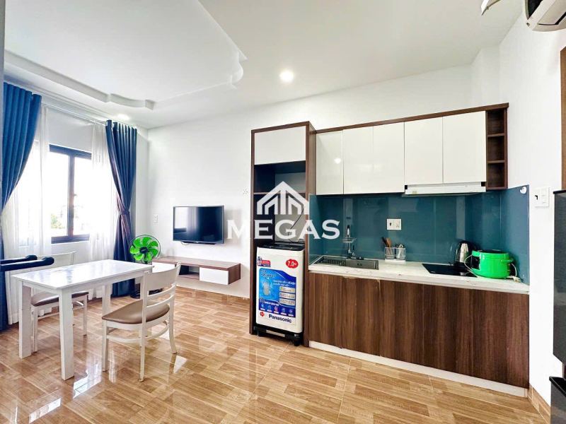 Studio apartment on Extended Tran Nhat Duat Street