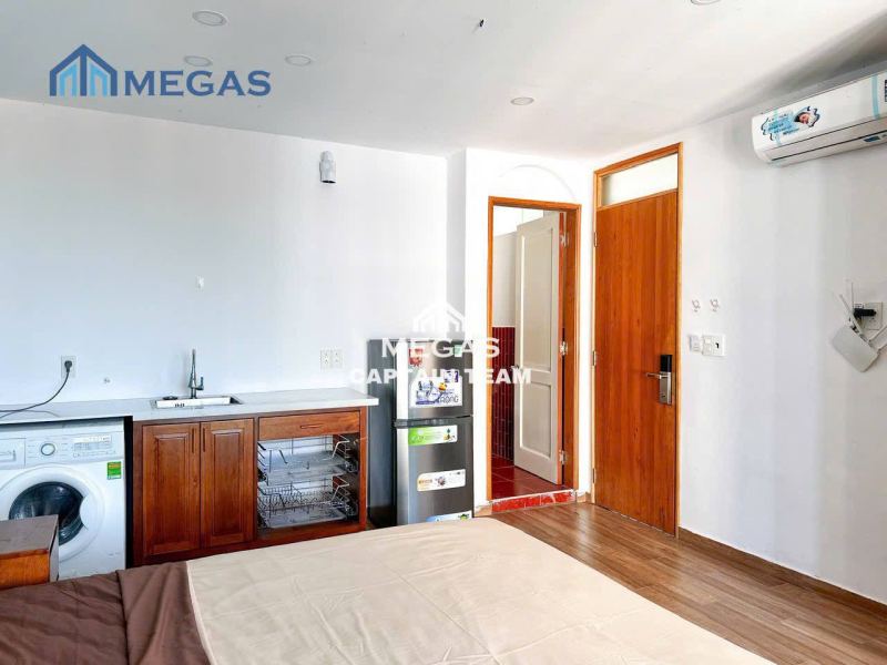 Studio Apartment on Hoang Hoa Tham Street
