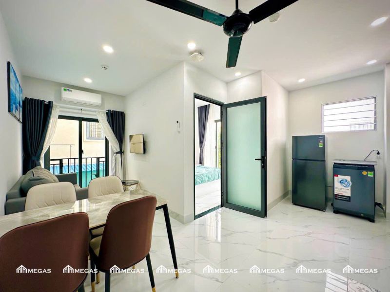 1-Bedroom Apartment on Thich Quang Duc Street