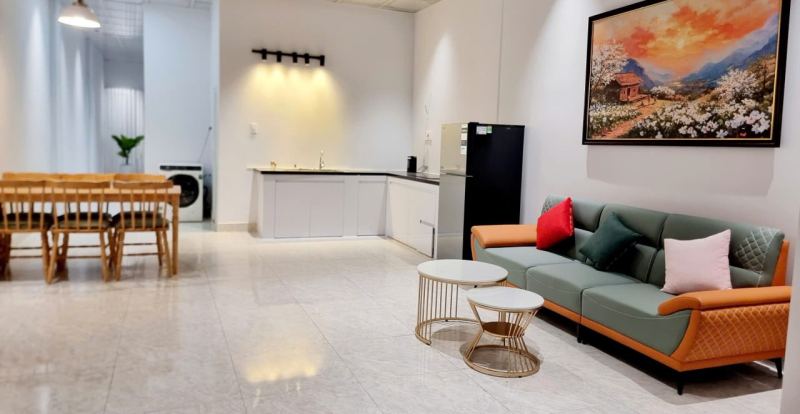 2-Bedroom House on Ho Si Phan Street