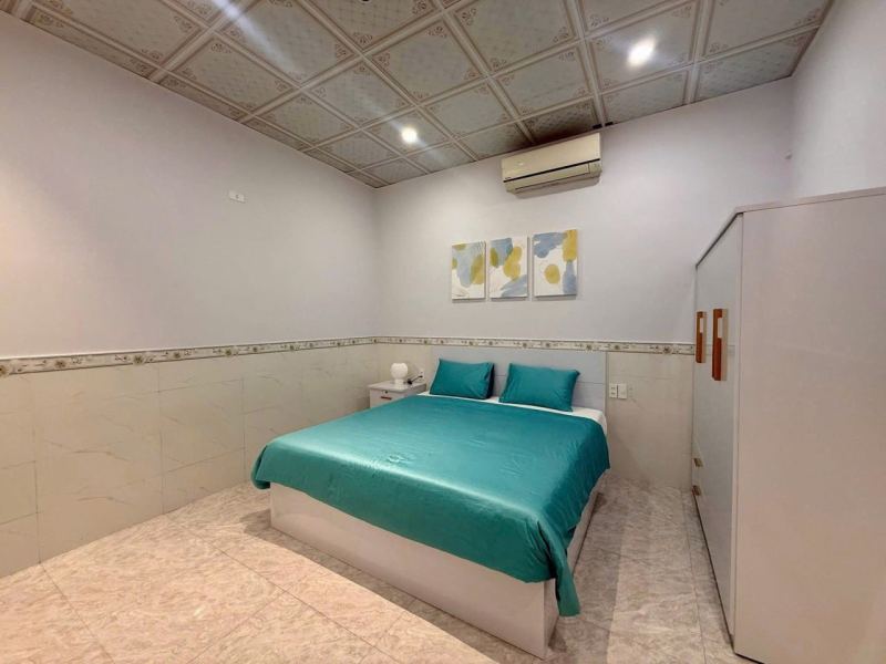 2-Bedroom House on Ho Si Phan Street