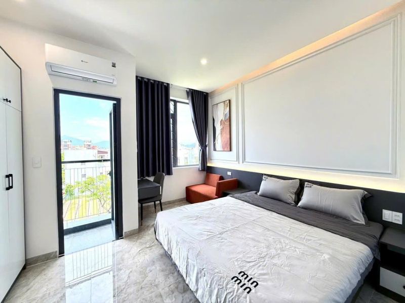 1-Bedroom Apartment on Tran Thanh Tong Street