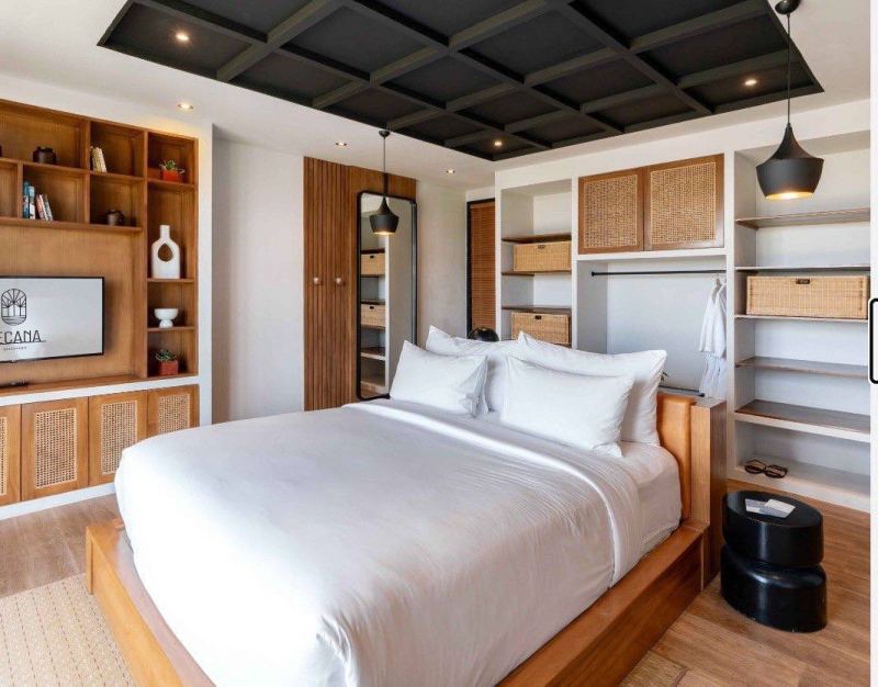 3-Bedroom Luxury Villa with Ocean View in Canggu