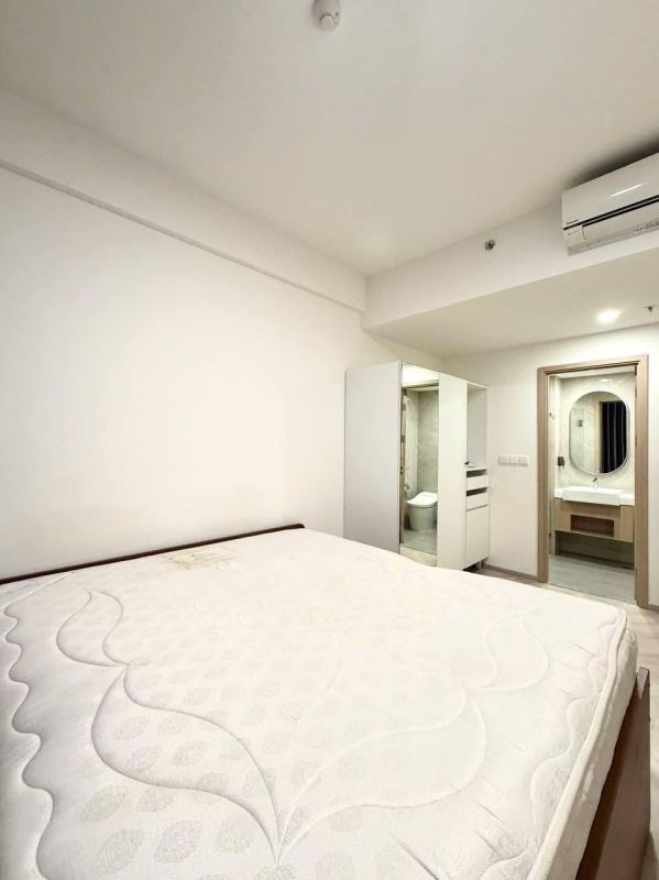 Spacious 2 Bedroom Pet Friendly Apartment