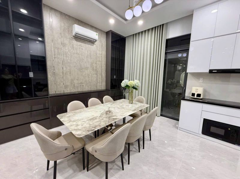 Luxury 4 Bedroom House with Elevator in South Nha Trang