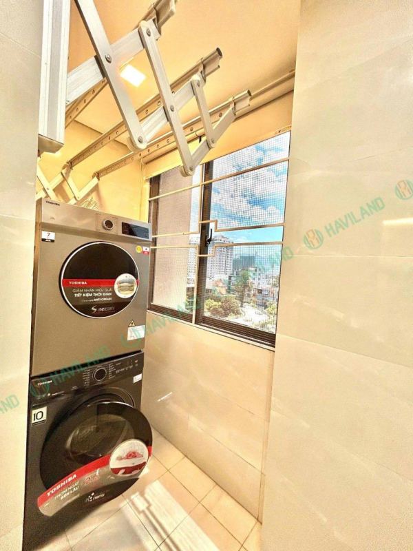 2 Bedroom Apartment on Ly Tu Trong Street