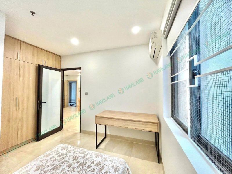 2 Bedroom Apartment on Ly Tu Trong Street