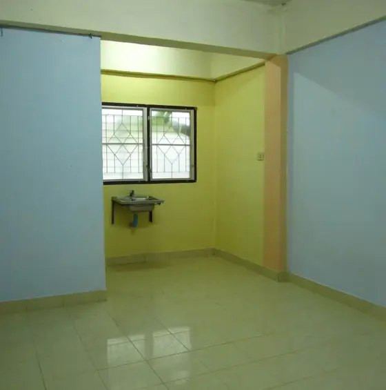 Room in Phutthabucha Soi 4