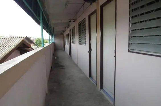 Room in Phutthabucha Soi 4