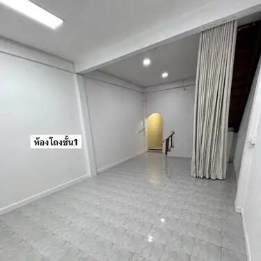 3-Bedroom Townhouse in Ladprao 109