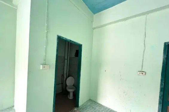 Ground Floor Room in Bang Bua Thong