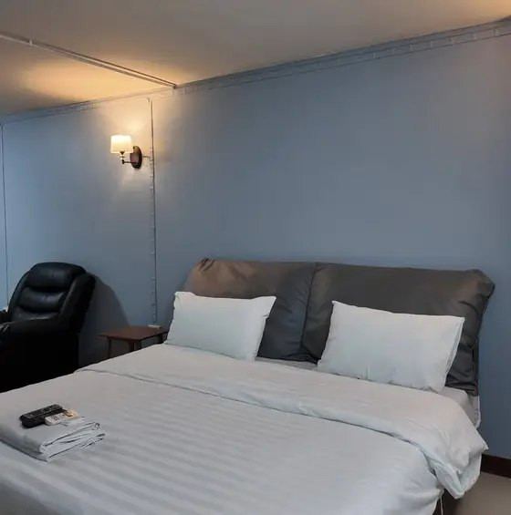 Apartment in Wongwian Yai
