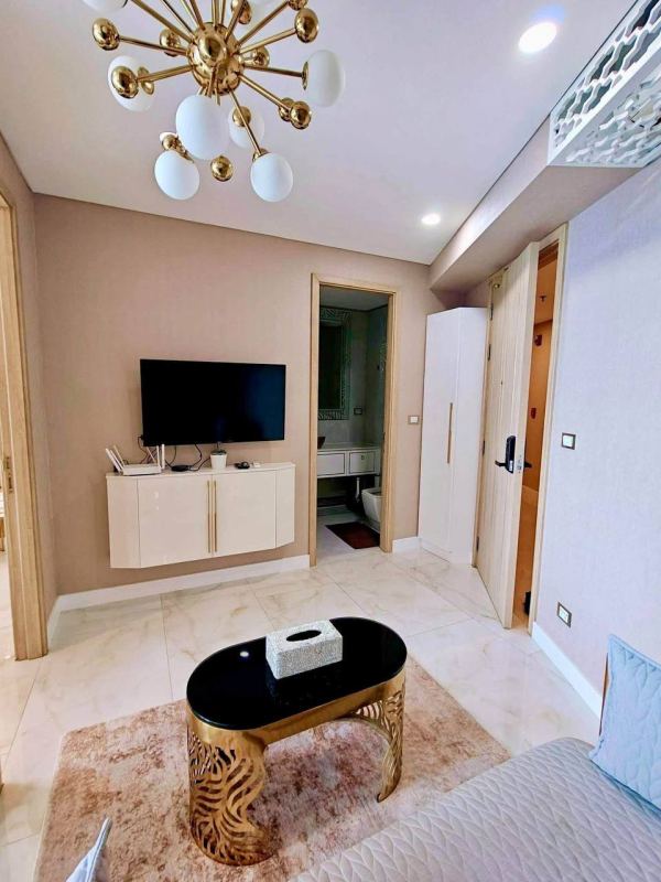1-Bedroom Apartment in Copacabana Building