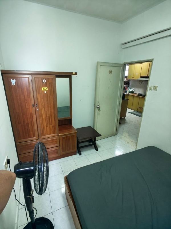 Male Middle Room in Penang