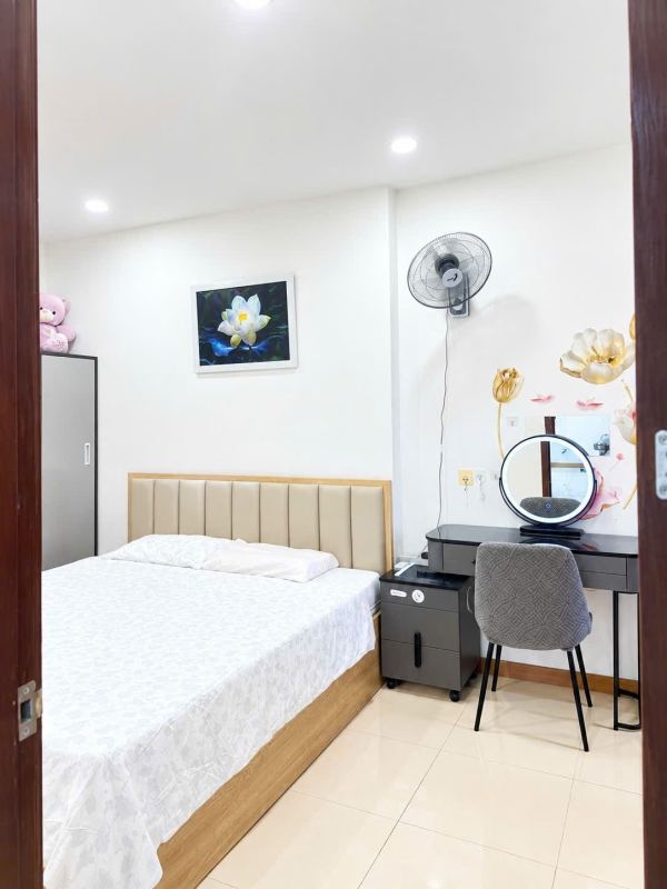 2‑Bedroom Apartment in PH Apartment, Vĩnh Trường