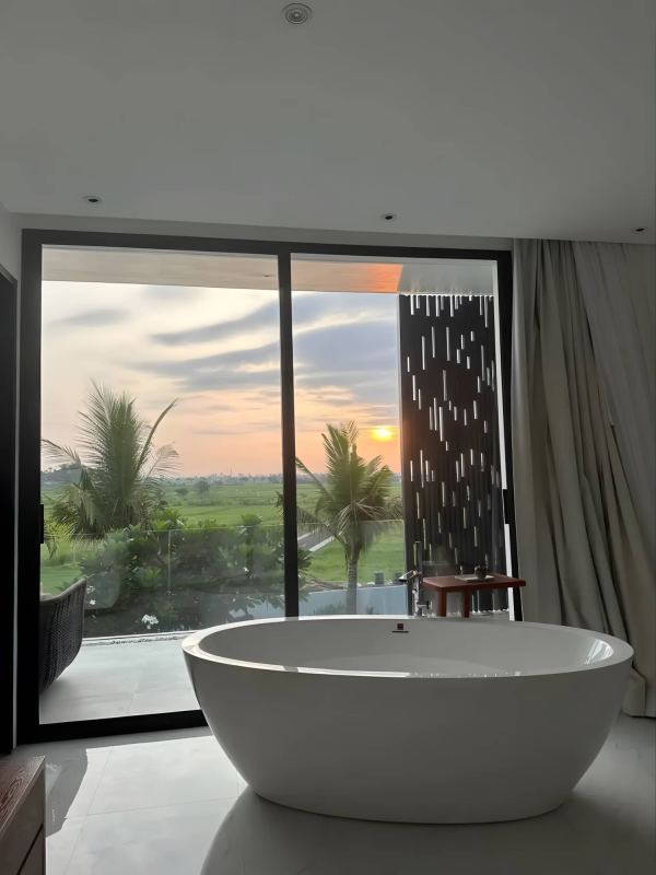 3 Bedroom Villa with Pool