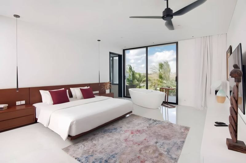3 Bedroom Villa with Pool