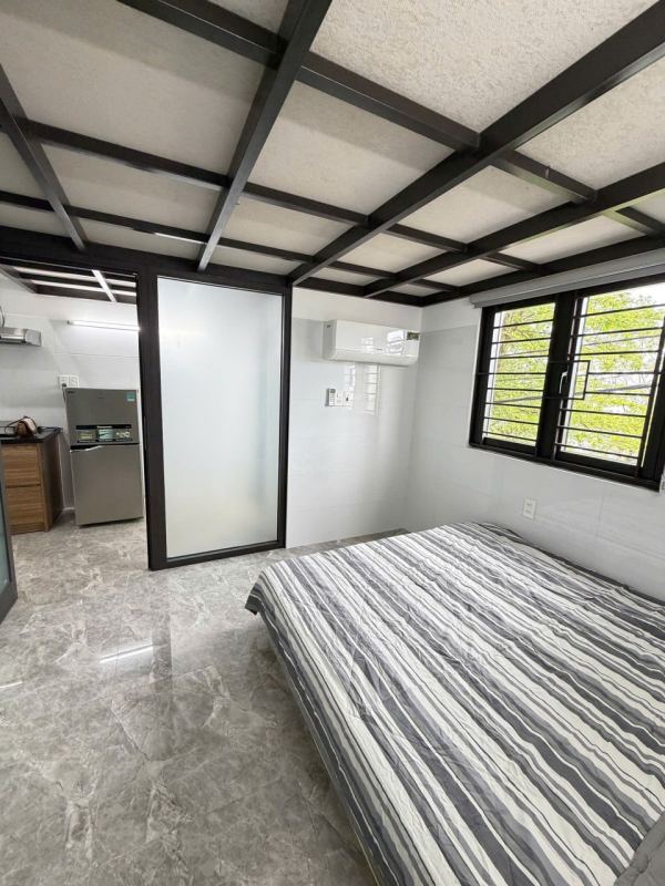 1‑Bedroom Duplex with Balcony, Rooms 201‑202