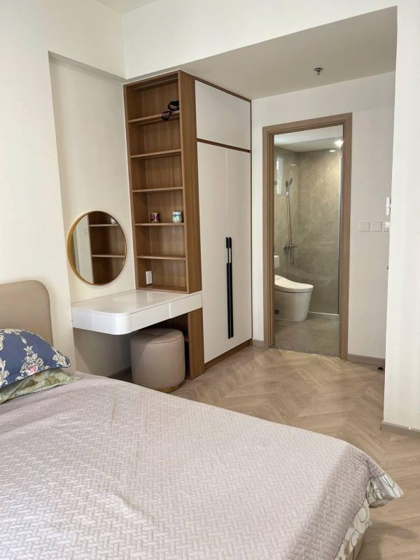 2 Room Apartment on Low Floor