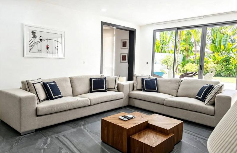 Апартаменты с 2 спальнями и частным бассейном в Mandala Condominium