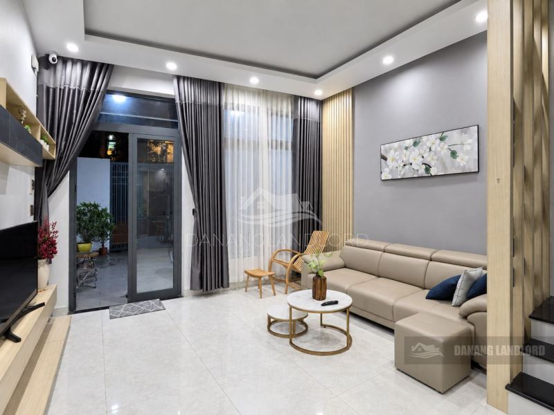 3‑Bedroom House Near Han River Bridge