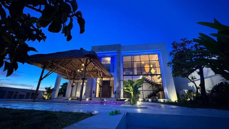 6-Bedroom Villa in Bukit
