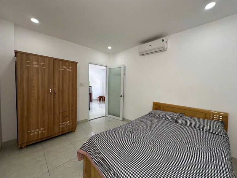 1-Bedroom Apartment with Balcony in Ha Quang 2
