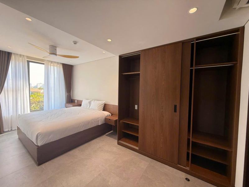 Studio Apartment on Ba Huyen Thanh Quan Street