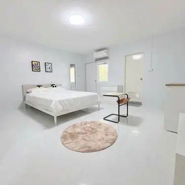 Apartment in Cozy Living Service Apartment