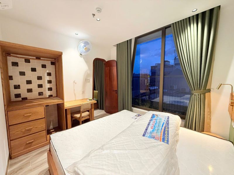 New 1-Bedroom Apartment at Khue My Dong