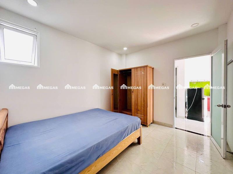 2-Bedroom Apartment in Ha Quang 2