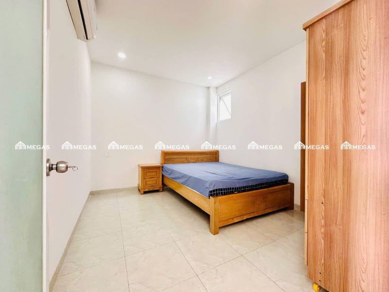 2-Bedroom Apartment in Ha Quang 2