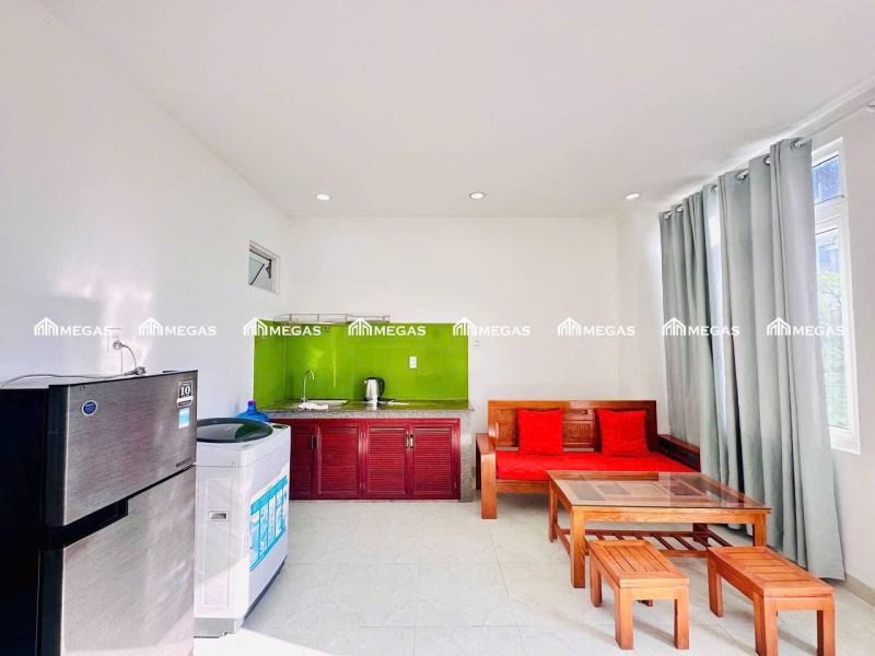 2-Bedroom Apartment in Ha Quang 2
