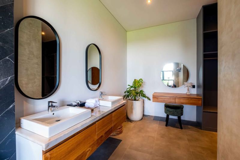 3-bedroom villa with pool in Canggu