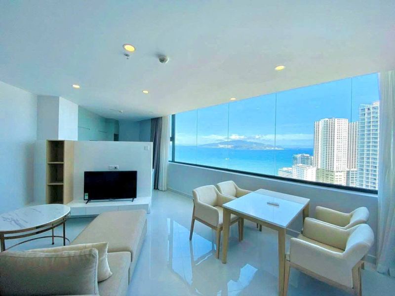 Corner 1 Bedroom Apartment in D'qua with Direct Sea View
