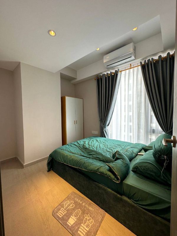 3-Bedroom Condo in Times Square 3
