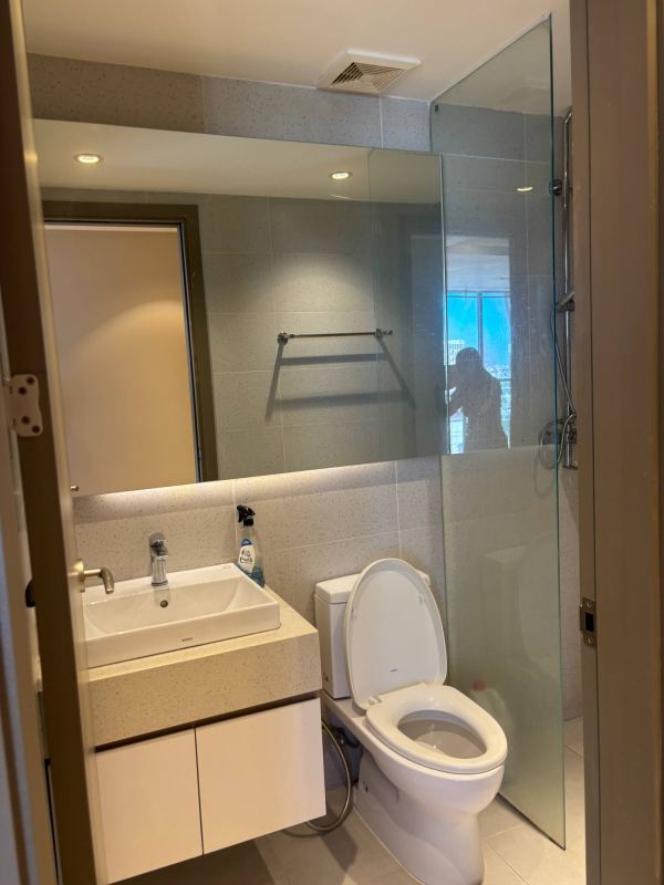 3-Bedroom Condo in Times Square 3