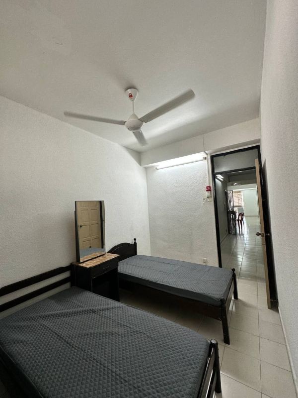 Female Sharing Room near USM