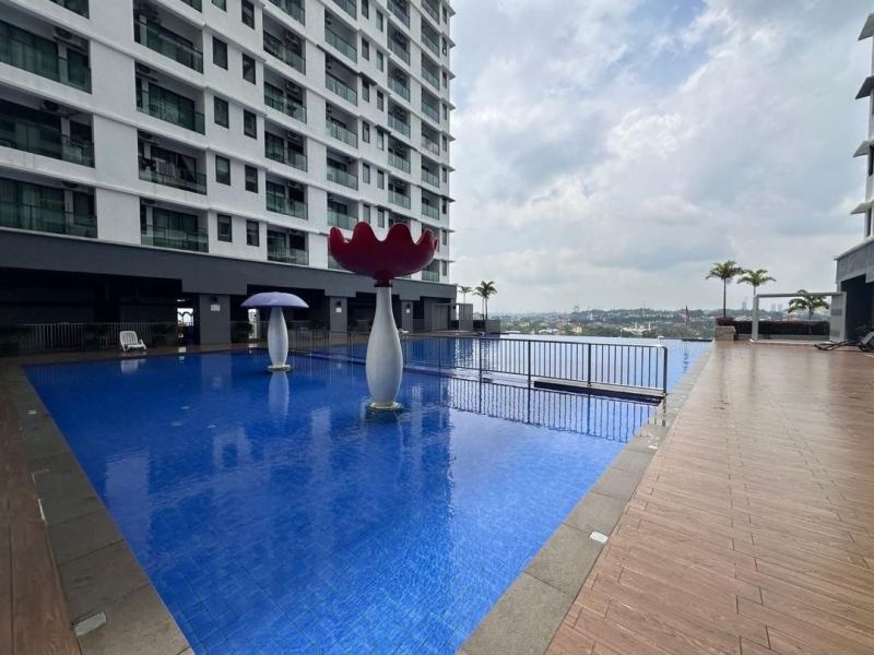 2BR Condominium in Canopy Hills